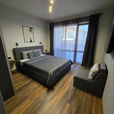 Cadaques, Private Pool With Heating And Salt Water Villa Lozenec