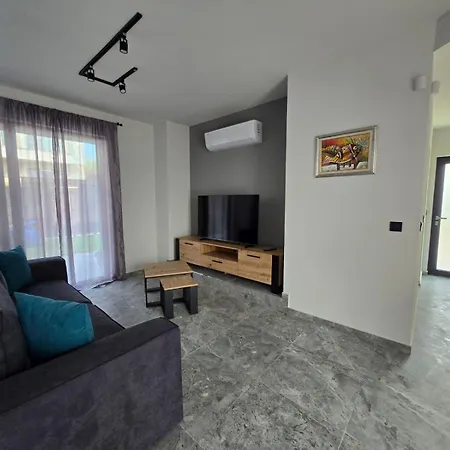 Villa Cadaques, Private Pool With Heating And Salt Water Lozenec