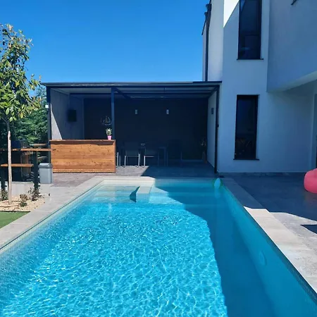 Cadaques, Private Pool With Heating And Salt Water Willa