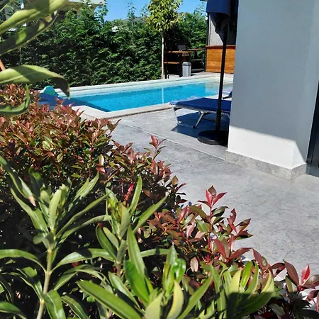 Cadaques, Private Pool With Heating And Salt Water Lozenets