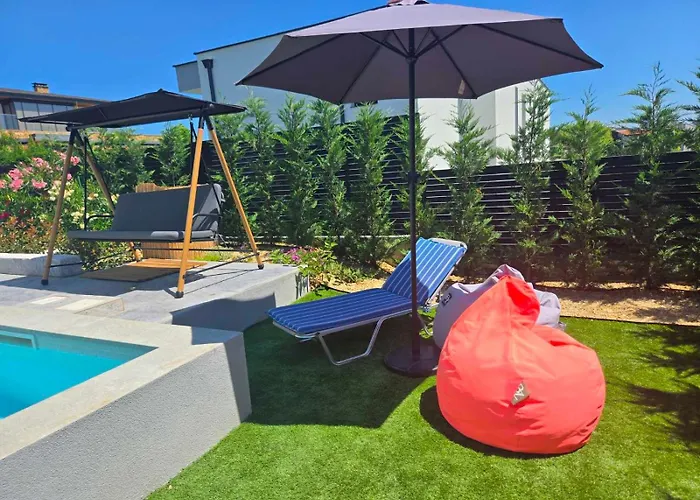 Cadaques, Private Pool With Heating And Salt Water * Лозенец